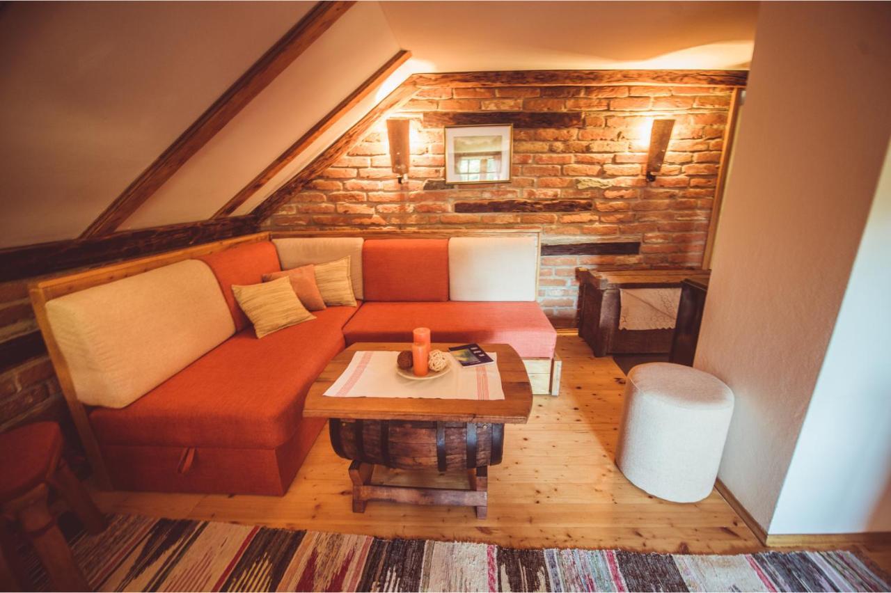 Country House Tunjina Kuca Stara Kapela Guest House Pavlovci Exterior photo